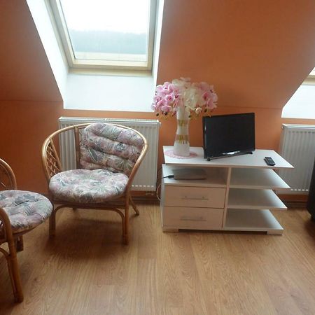 Rodinne Ubytovani - Family Accommodation Kobylice المظهر الخارجي الصورة